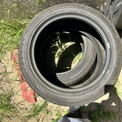 4 Tires Barley Used Very Good Condition 225/50R17 Will Take Best Offer. Probably The Newest Used Tires Out There At Any Tire Shop 