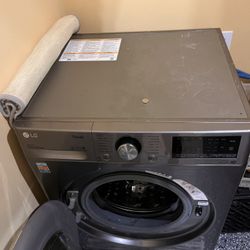 LG Washer & Dryer Combo