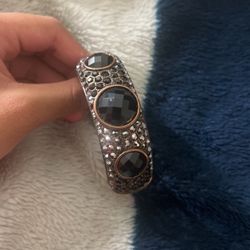 Hand cuff opening bracelet