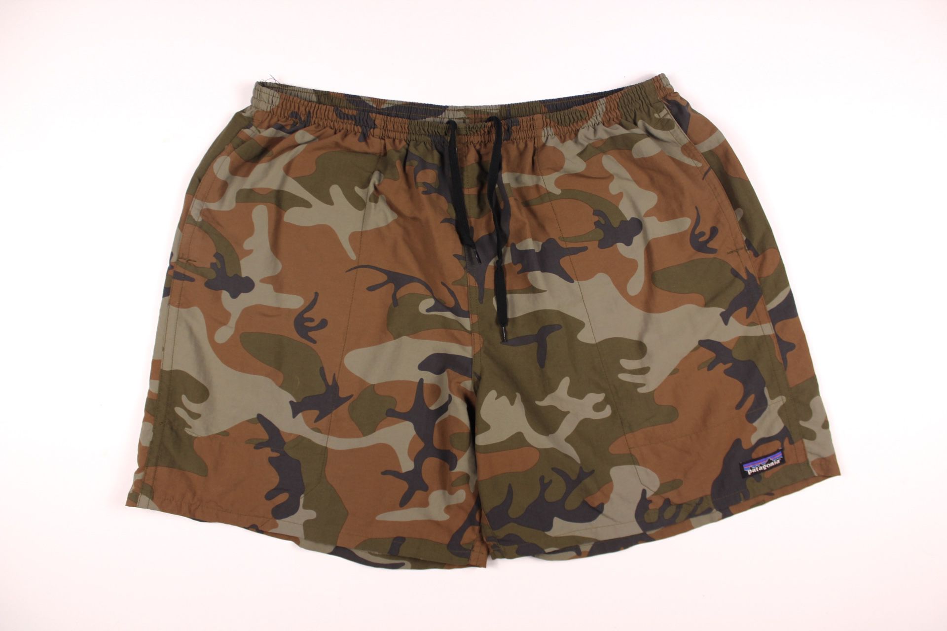 Patagonia men’s Camo Camouflage Baggies Shorts size XL