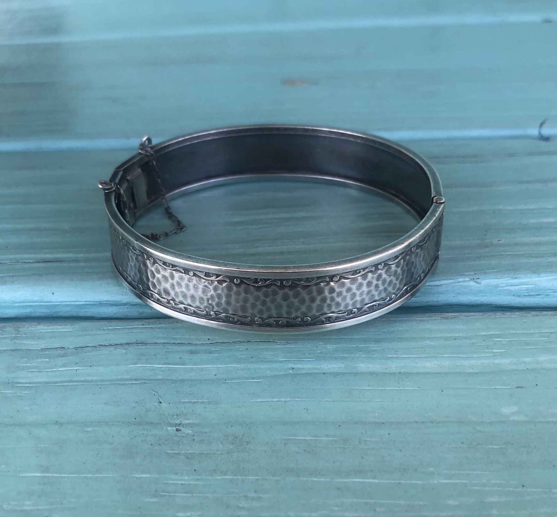 Beautiful Vintage/Antique STERLING Silver Open Hinged Bangle 7.5” Bracelet 19.1 Grams
