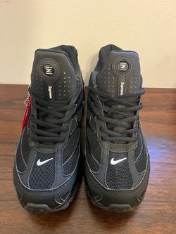 Nike supreme