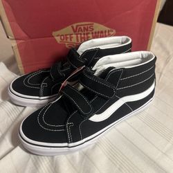 Vans Sk8 Mid Reissue V Black White Velcro Kids 6 Youth Sneakers VN0A4U56BT NWT 