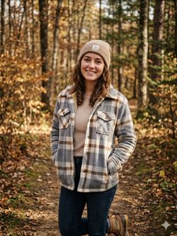 Fleece-lined plaid shacket from the brand Sage Collective XXL Plush Sherpa