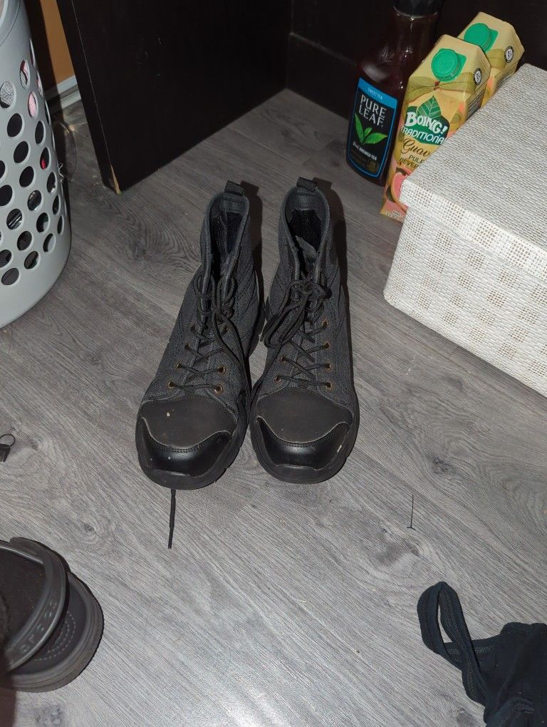 Boots 