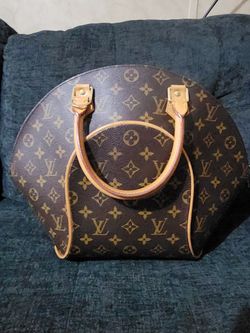 Louise Vuitton Purse And Wallet