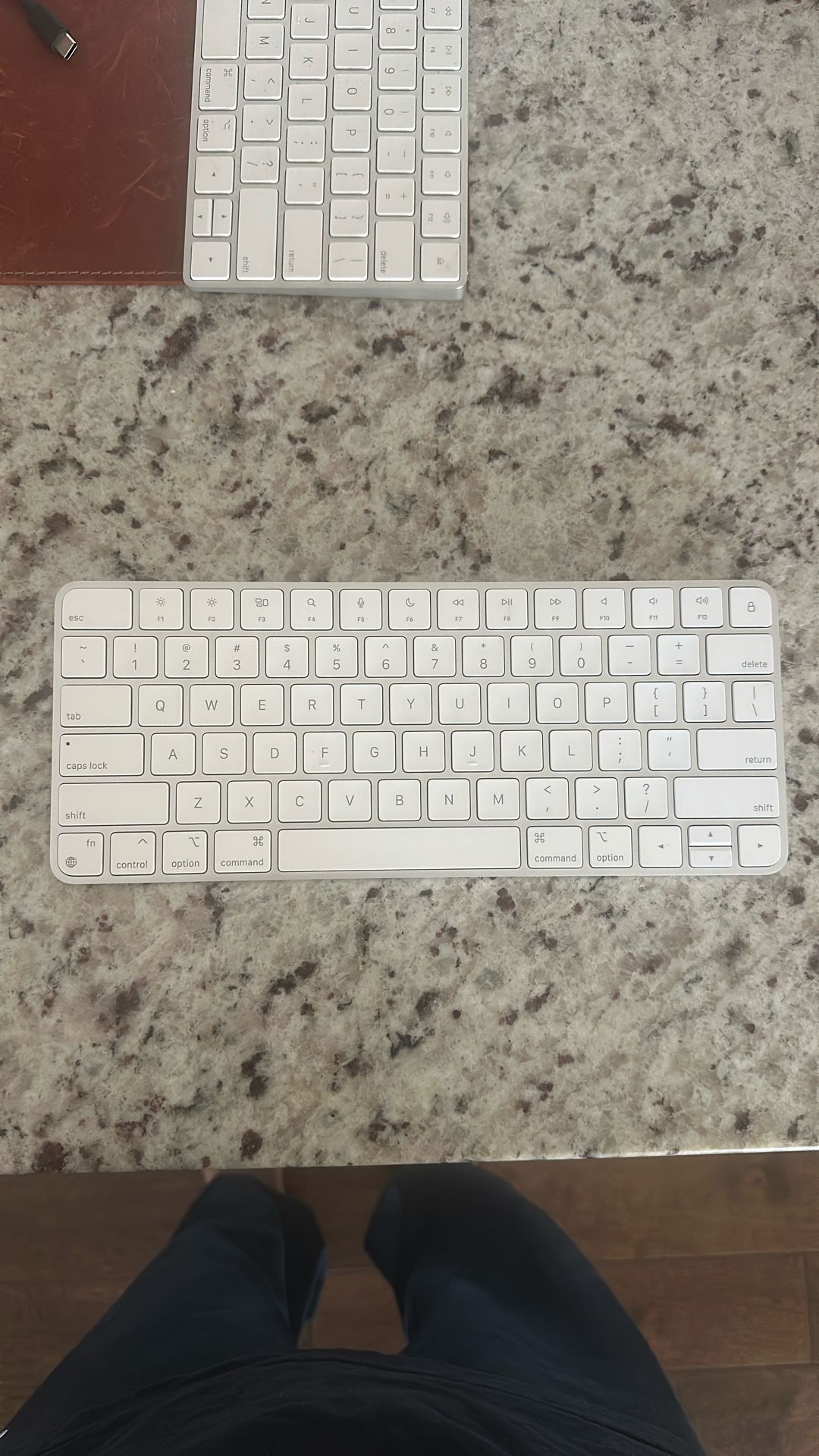 Apple Magic Keyboard - Model A2450