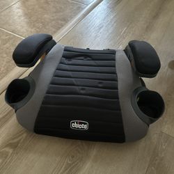 Chicco GoFit Plus Backless Booster Car Seat