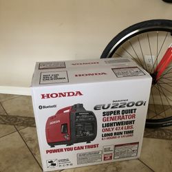 Honda EU2200i Inverter Generator 