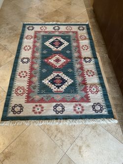 Southwestern Area Rug (5.9 ft x 4 ft), New