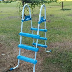 Pool Ladder 