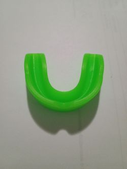New mouthguard with case
