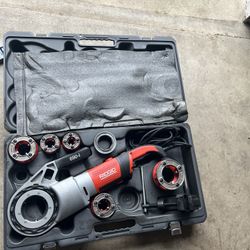 Pipe Threader