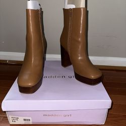 Never Worn Size 8.5 Women’s Boot: Madden Girl Autumn Heel Boot