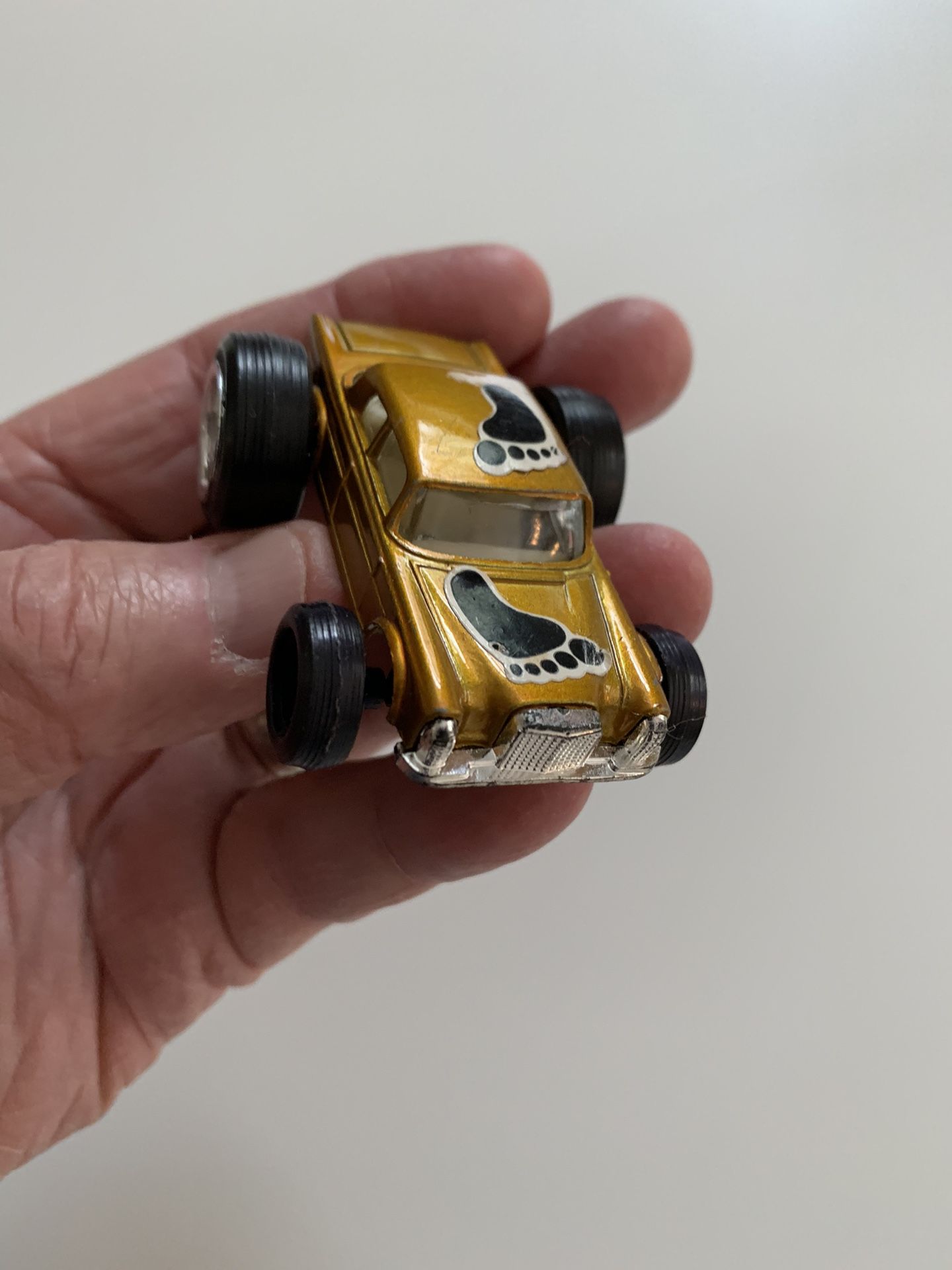 Toy “Stompin Around” KRAZEE WHEELS Made In Hong Kong