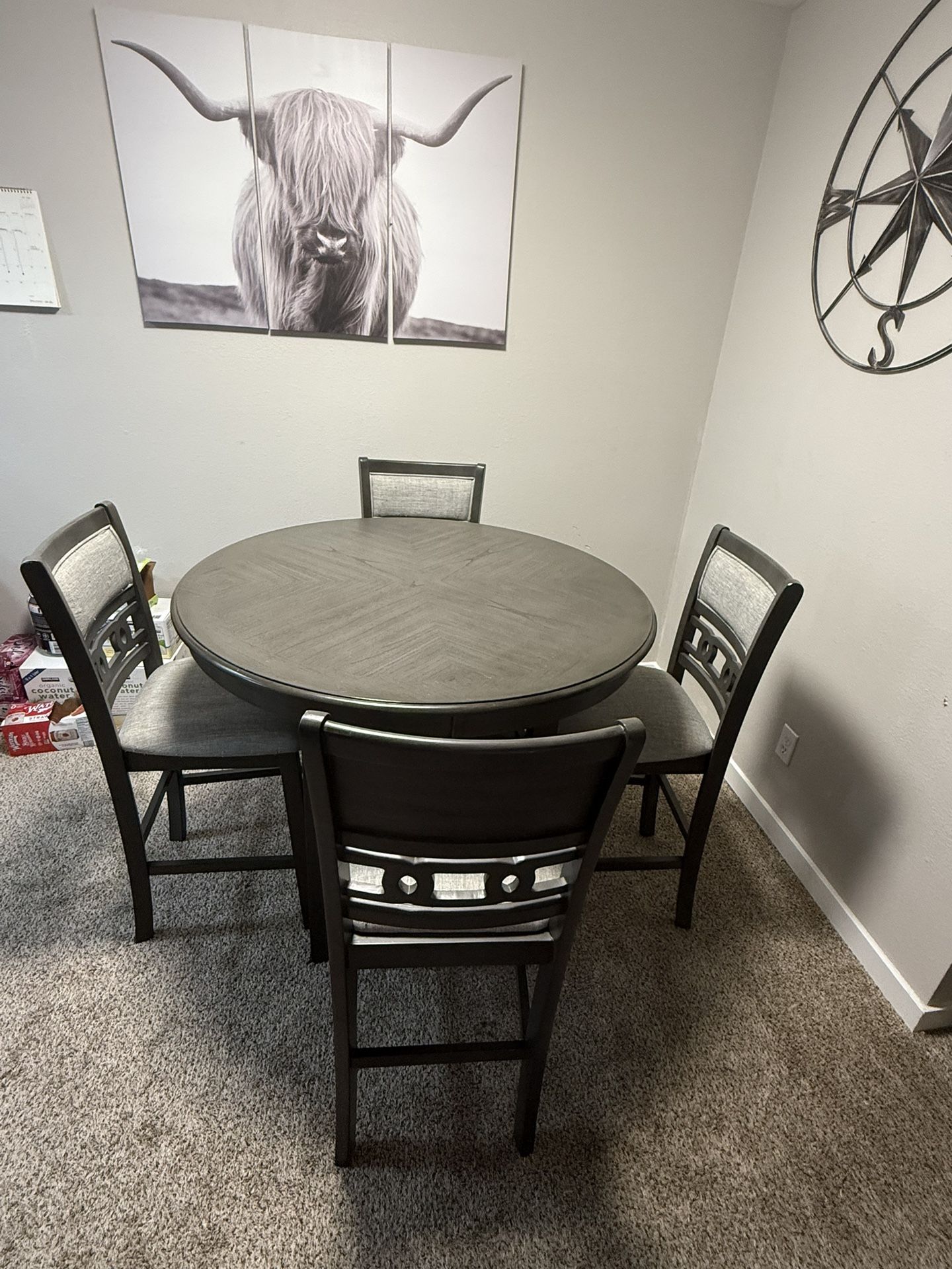 Dining Room Table With Chairs