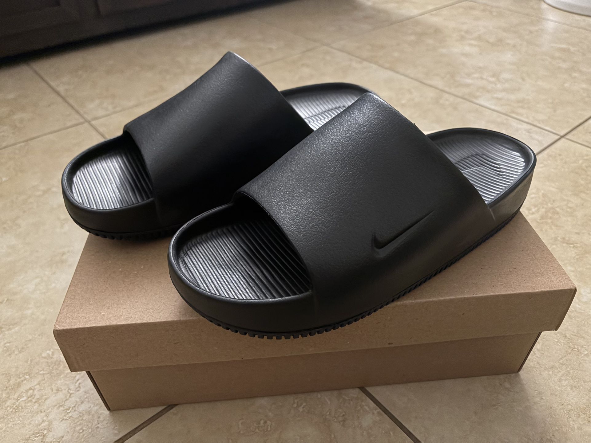 Nike Calm Slide