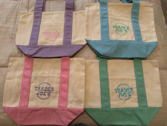 Trader Joe’s Spring Mini Totes