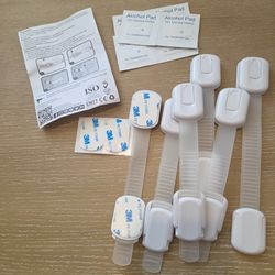 Babyproofing: Set Of Six Drawer Strap Locks