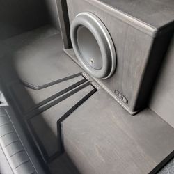 JL Audio 10W7 W/ Ported Gately Box
