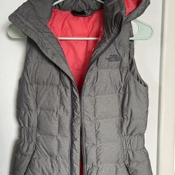 Womens North face Vest With Removable Fur Hood 