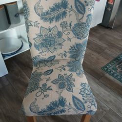 Decorative Chairs x4