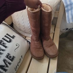 Uggs Size 8 