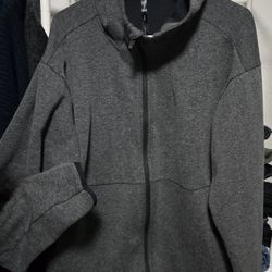 Mens Large REI Zip Up hoodie