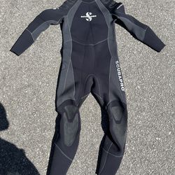 Scuba Pro XL wetsuit (barely used)