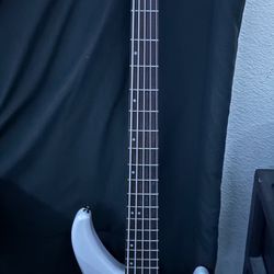 Yamaha Bass Trbx White