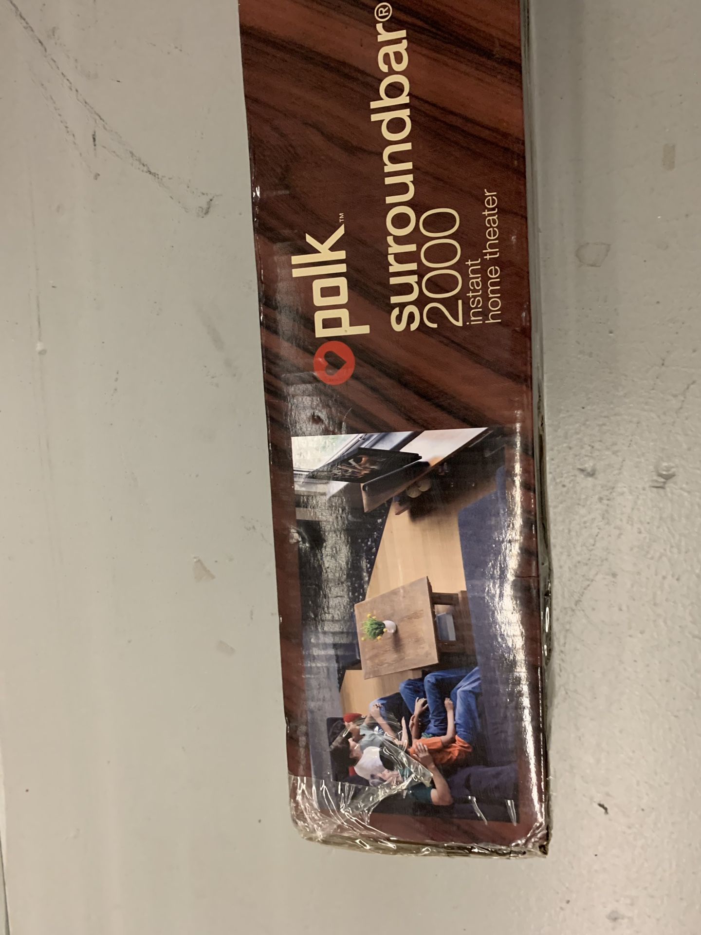 Polk Audio surrounfbar 2000