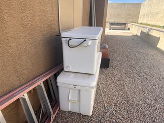 Cooler (240 Gallon)