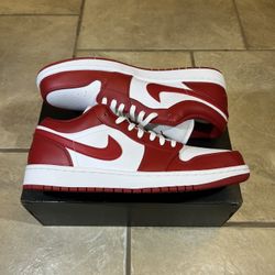 Jordan 1 Low Gym Red 