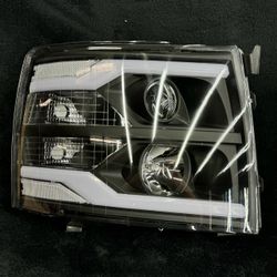 2007–2013 Chevrolet Silverado  headlights pair