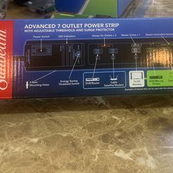 7 Outlet Power Strip