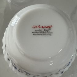 30 Piece La Opala Dinner Set