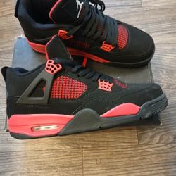 Air Jordan 4s Size 10