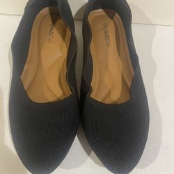 New Style And Co. Sz 7M black ballet flats.