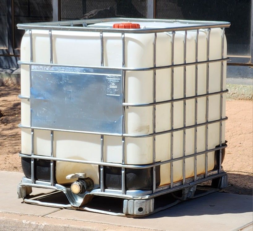 275-Gallon IBC Tote Tank Water Chemical (QUANTITY AVAILABLE) 275 Gallon