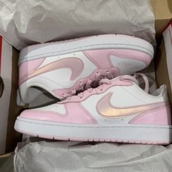 Pink Nike Tennis