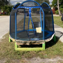 *FREE* Trampoline 