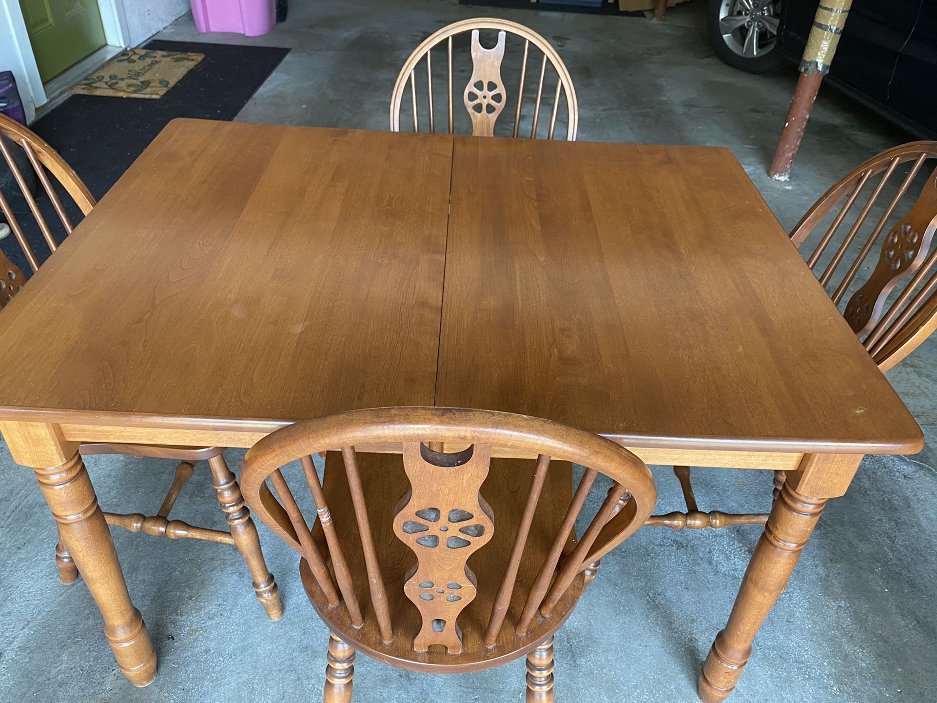 Solid Wood Dining Kitchen Table, R Windsor Chairs & Leaf