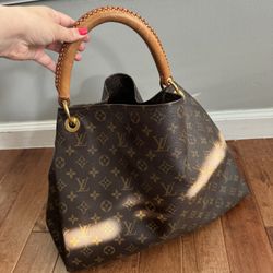 Louis Vuitton Artsy PM