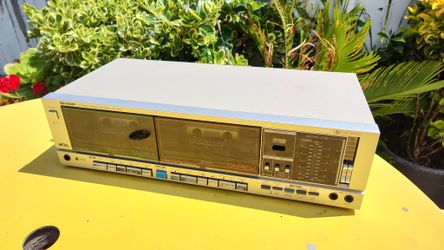 Sharp RT-1010 Cassette Deck Player