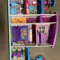 Polly Pocket Play House