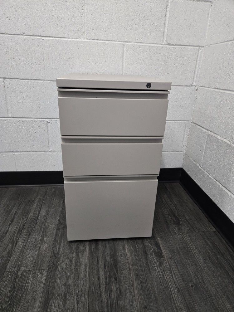 Solid Metal File Cabinet Herman Miller With Key