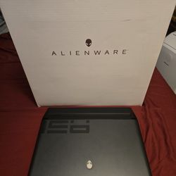 Alienware A51m R2  17" Gaming Laptop