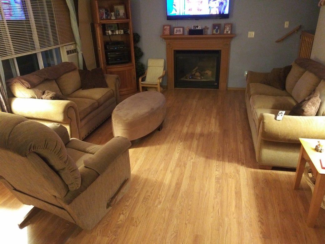 Furniture set