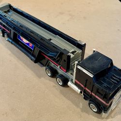 Vintage 1986 Hot Wheels Semi Truck Car Carrying Case Black
