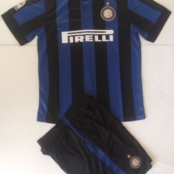 16 Inter Milan KIDS Soccer Uniforms * Uniformes de Futbol
